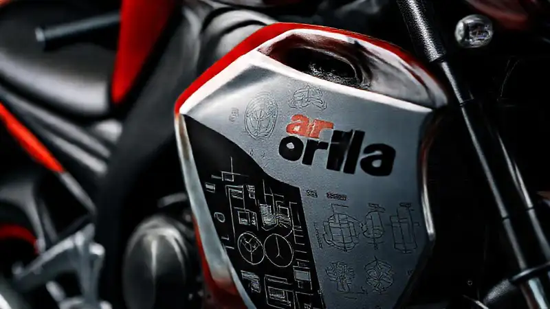 Aprilia: fotografía técnica y vibrante